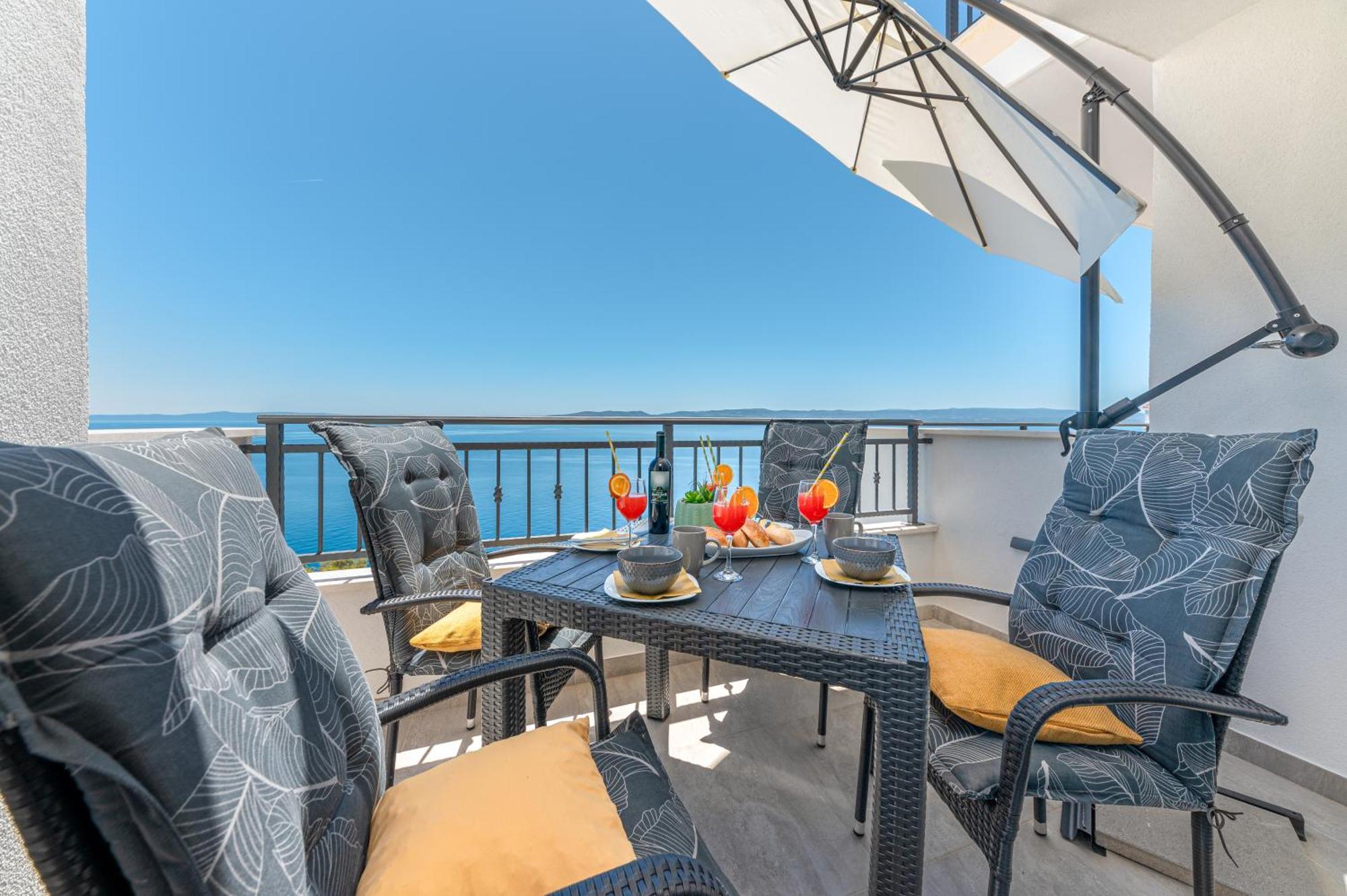 Seaview Apartments Nives Brela Exterior photo