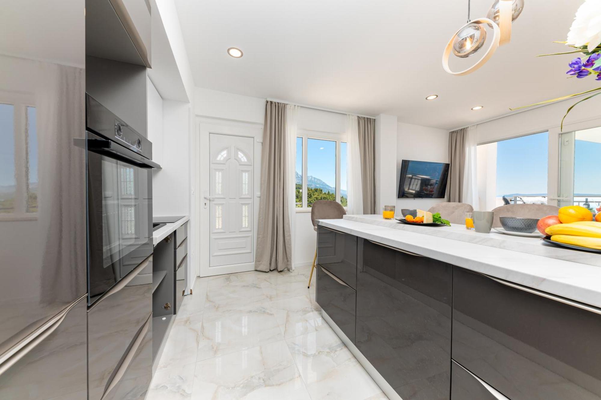 Seaview Apartments Nives Brela Exterior photo