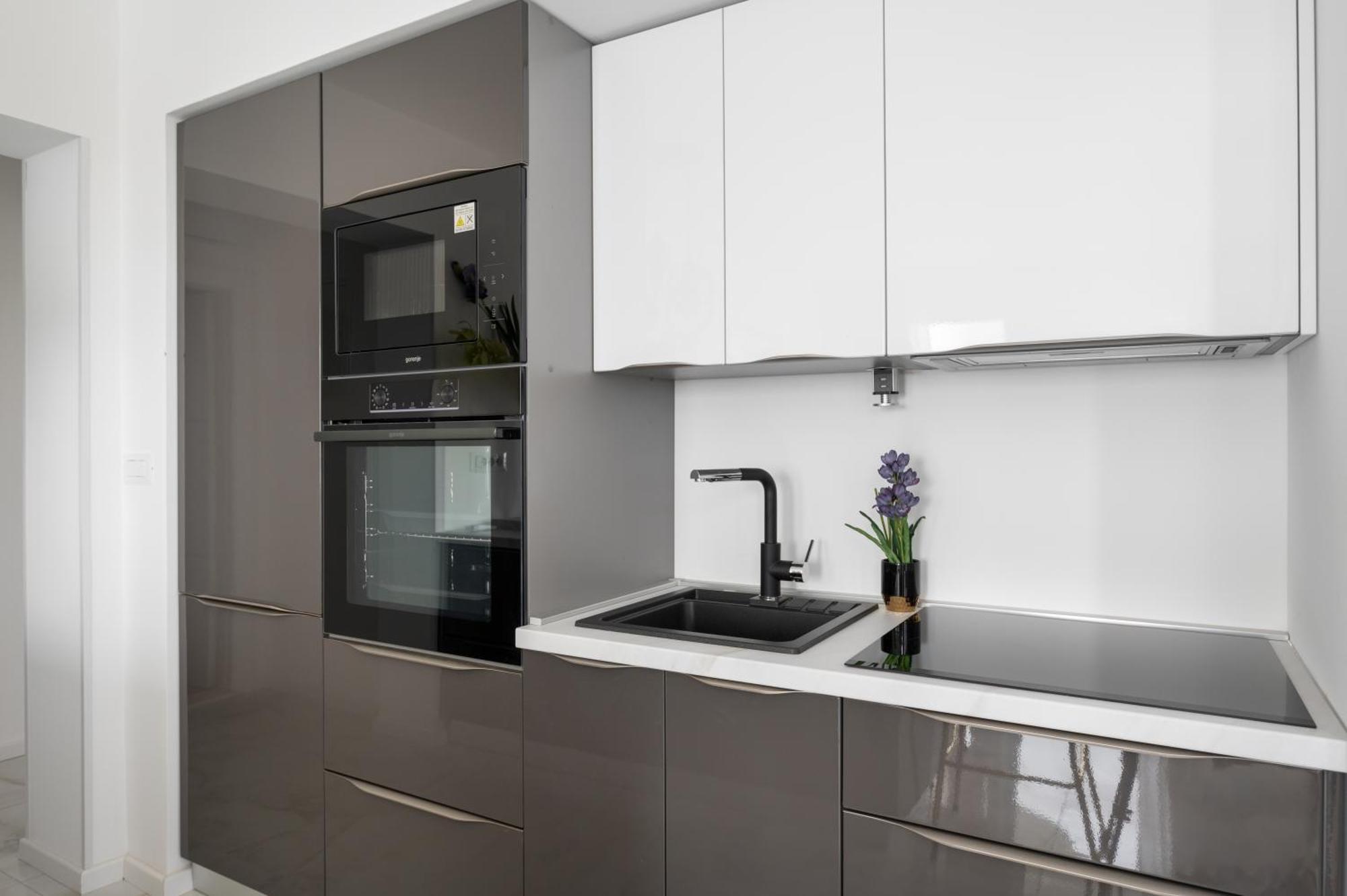 Seaview Apartments Nives Brela Exterior photo